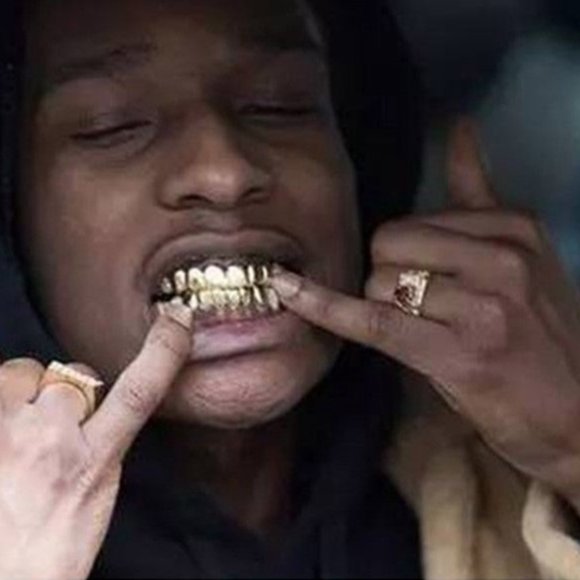 18k Gold Plated Hiphop Teeth Grills - Picture 2 of 2